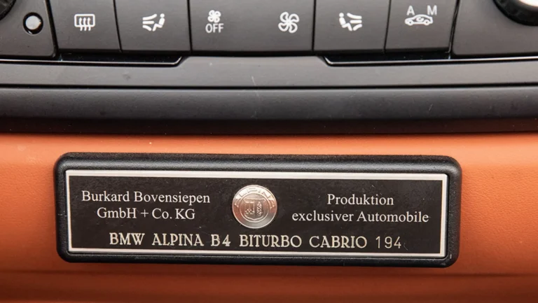 ALPINA20B420Cabrio20F3320Jet20Black20BMW20Individual20erw.20Lederausstattung20Goldbraun20Bergwerff208.jpg