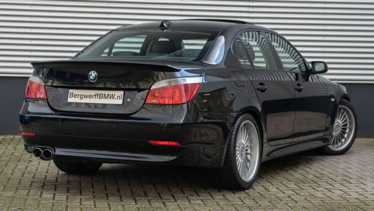 ALPINA20B520Youngtimer20E6020Sedan20Saphir20Zwart20200520Bergwerff20Gorinchem202.jpg