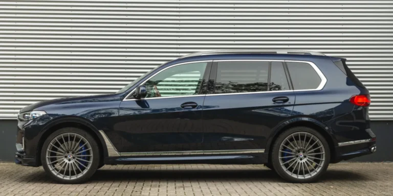 ALPINA20XB720LAVALINA20220Sonderwunsch20Midnight20Sapphire202203.jpg-1