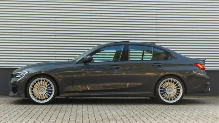 Alpina20B320-20Lavalina20220-20Panoramic20roof20-20Driving20assist7_0.jpeg