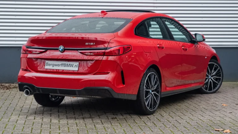 BMW20218i20Gran20Coupe20Melbourne20red20pearl20F4420Stof20Trigon20Sensatec20Schwarz20202020Bergwerff202.jpg