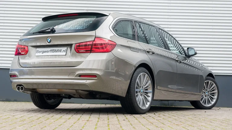 BMW20320i20Touring20Luxury20High20Executive20Platinsilber20F3120Bergwerff207.jpg