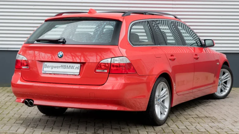BMW20545i20Touring20Individual20Feuer20Rot20E6120Bergwerff202.jpg