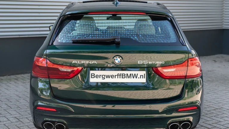 BMW20ALPINA20B520Touring20Bi-Turbo20iDrive20720High20Performance20Brakes20Alpinagruen20II20Metallic20BMW20Individual20Volleder20Rauchweiss20G3120Bergwerff205.jpg