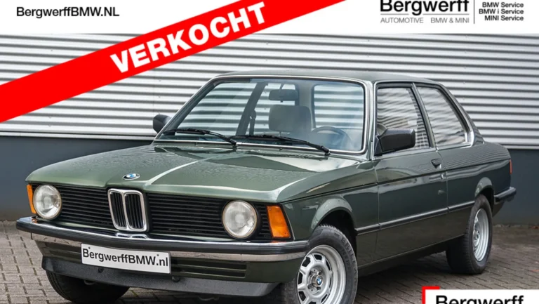 BMW20E212031520Oldtimer20Handgeschakeld20Zypressen20GrC3BCn20Metallic20198220Bergwerff20Classic201_0.jpg