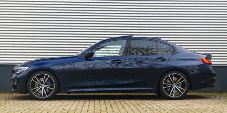 BMW20G20203-serie20330i20M-Sport20-20Dak20-20Head-Up20-20Camera20-20Harman20Kardon20-20Driving20Ass20Prof208.jpeg-1