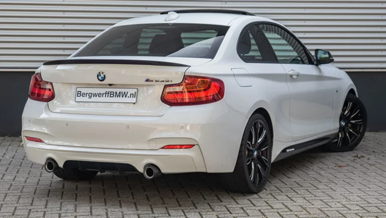 BMW20M235i20CoupC3A920Alpinweiss20III20F2220Bergwerff202.jpg