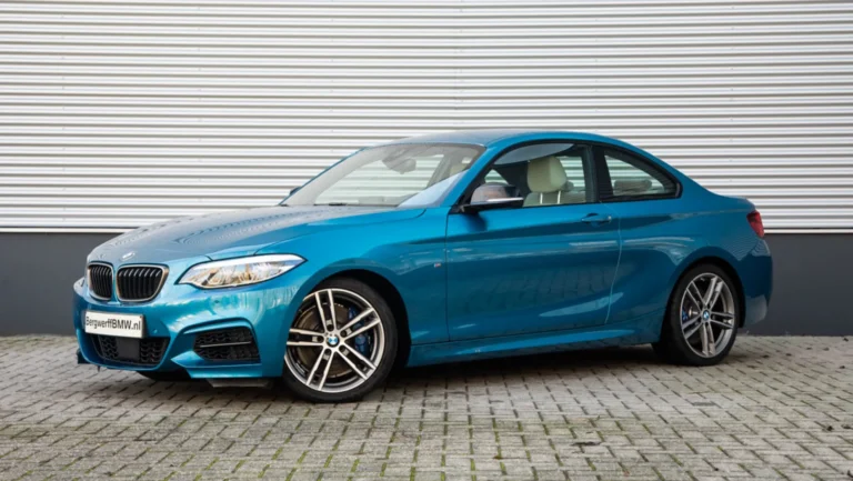 BMW20M240i20CoupC3A920High20Executive20Long20Beach20Blue20F2220Bergwerff208.jpg