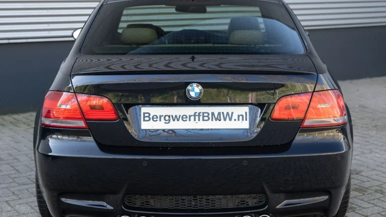 BMW20M320CoupC3A920Jerez20Schwarz20Erweitere20Lederausstattung20Novillo20Bambusbeige20E9220Bergwerff207.jpg