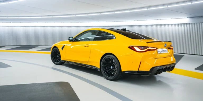 BMW20M420Coupe20Competition20Individual20Speed20Yellow20Speedgelb20Volleder20Merino20Schwarz20G822028829.jpg-1