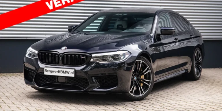 BMW20M520Sedan20Carbon20Brakes20Akrapovic20Volleder20Merino20Silverstone20II20Azuritschwarz20F9020Bergwerff201.jpg-2