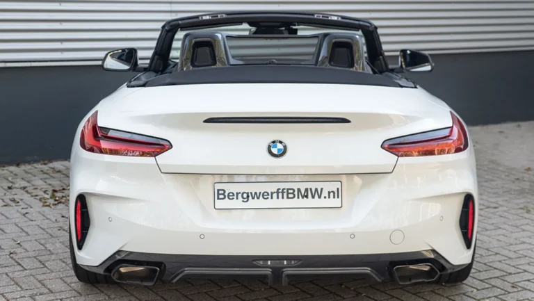 BMW20Z420Roadster20M40i20High20Executive20Alpinweiss20G2920Bergwerff205.jpg