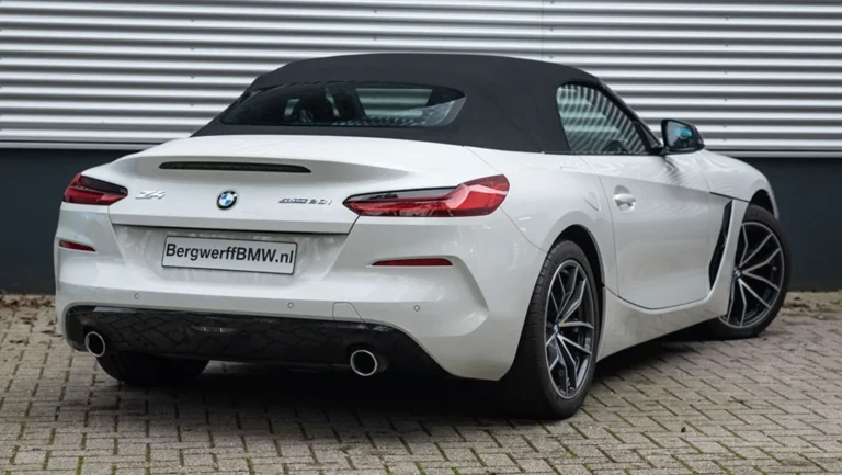 BMW20Z420Roadster20sDrive20i20Sportline20High20Executive20alpinweiss20G2920Bergwerff204.jpg