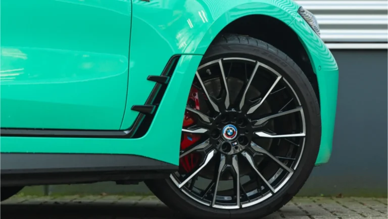 BMW20i420M5020BMW20Individual20Special20Request20Mint20Green20BMW20Individual20Volllederausstattung20Schwarz20G26204.jpg