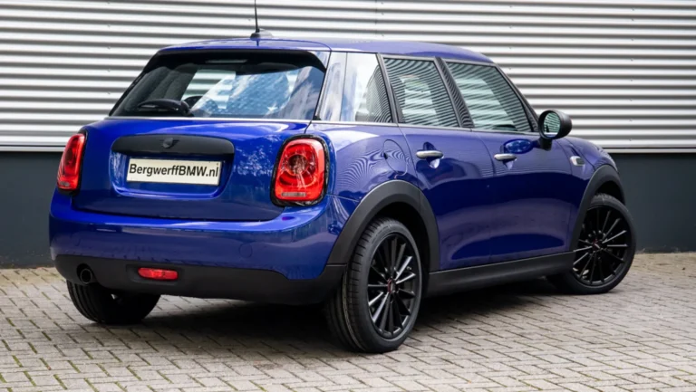 MINI20Cooper20One201.520Black20Edition20Starlight20Blue20F5520Bergwerff202.jpg