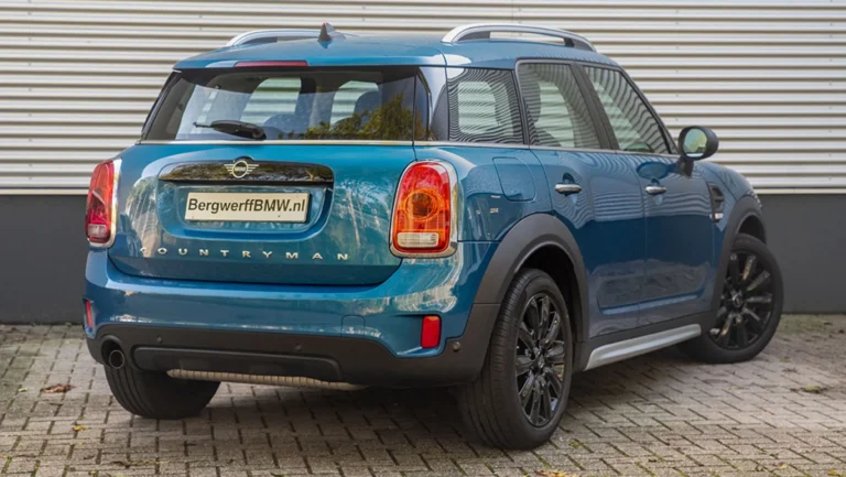MINI20Countryman201.520One20Business20Edition20Island20Blue20F6020Bergwerff202.jpg