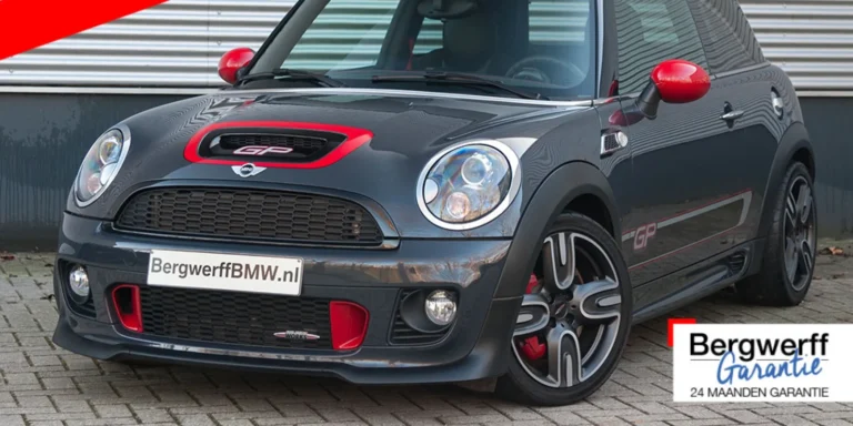 MINI20John20Cooper20Works20GP20R5620Manual20Hangeschakeld20Thunder20Grey20Metallic202013201.jpg-1