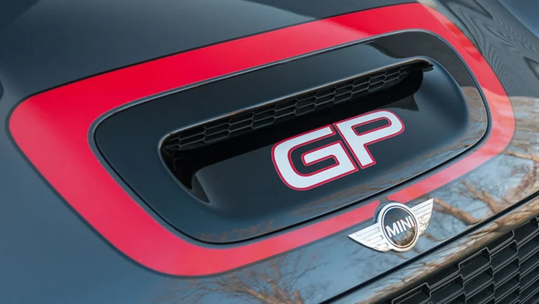 MINI20John20Cooper20Works20GP20R5620Manual20Hangeschakeld20Thunder20Grey20Metallic202013203.jpg