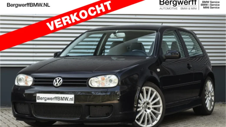 VolkswagenC2A0GolfC2A03.220V620R32204Motion201_0.jpg